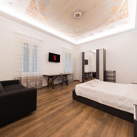 New - Venturini Suites In Bologna Centre מראה חיצוני תמונה